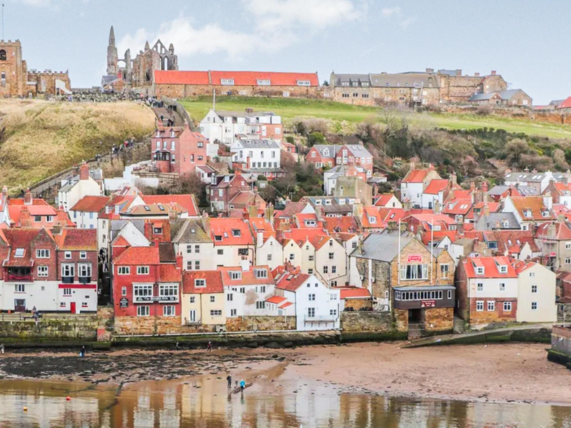 Whitby Sands エクステリア 写真